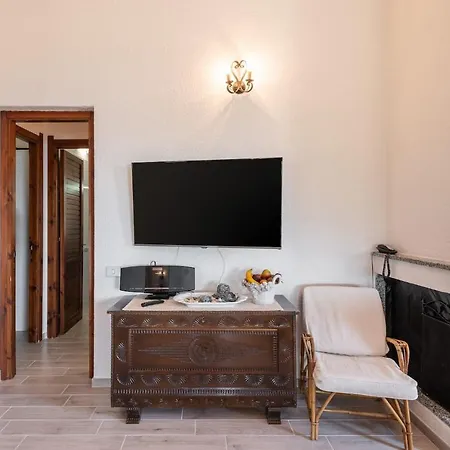 Villa Panoramic At Kal'e Moru, Geremeas, Cagliari *