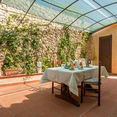 Villa Panoramic At Kal'e Moru, Geremeas, Cagliari *